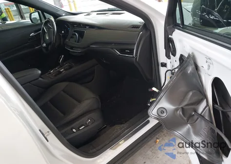 2023 Cadillac Xt4 Awd Sport z USA, uszkodzony, nr VIN 1GYFZFR44PF103299